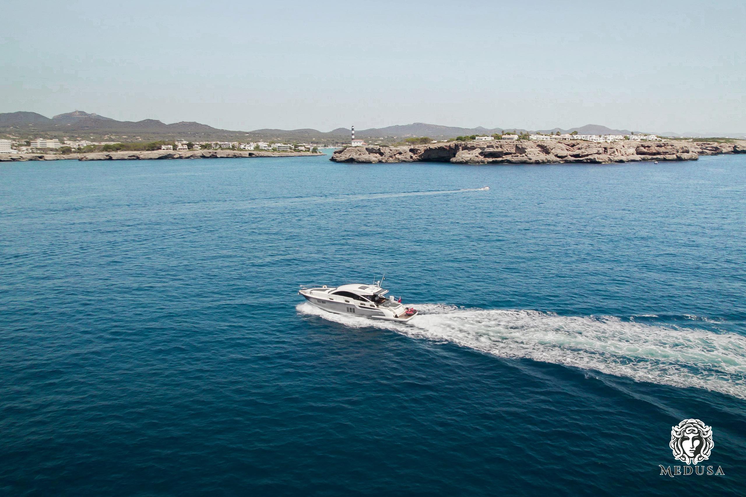 Fairline Targa MEDUSA