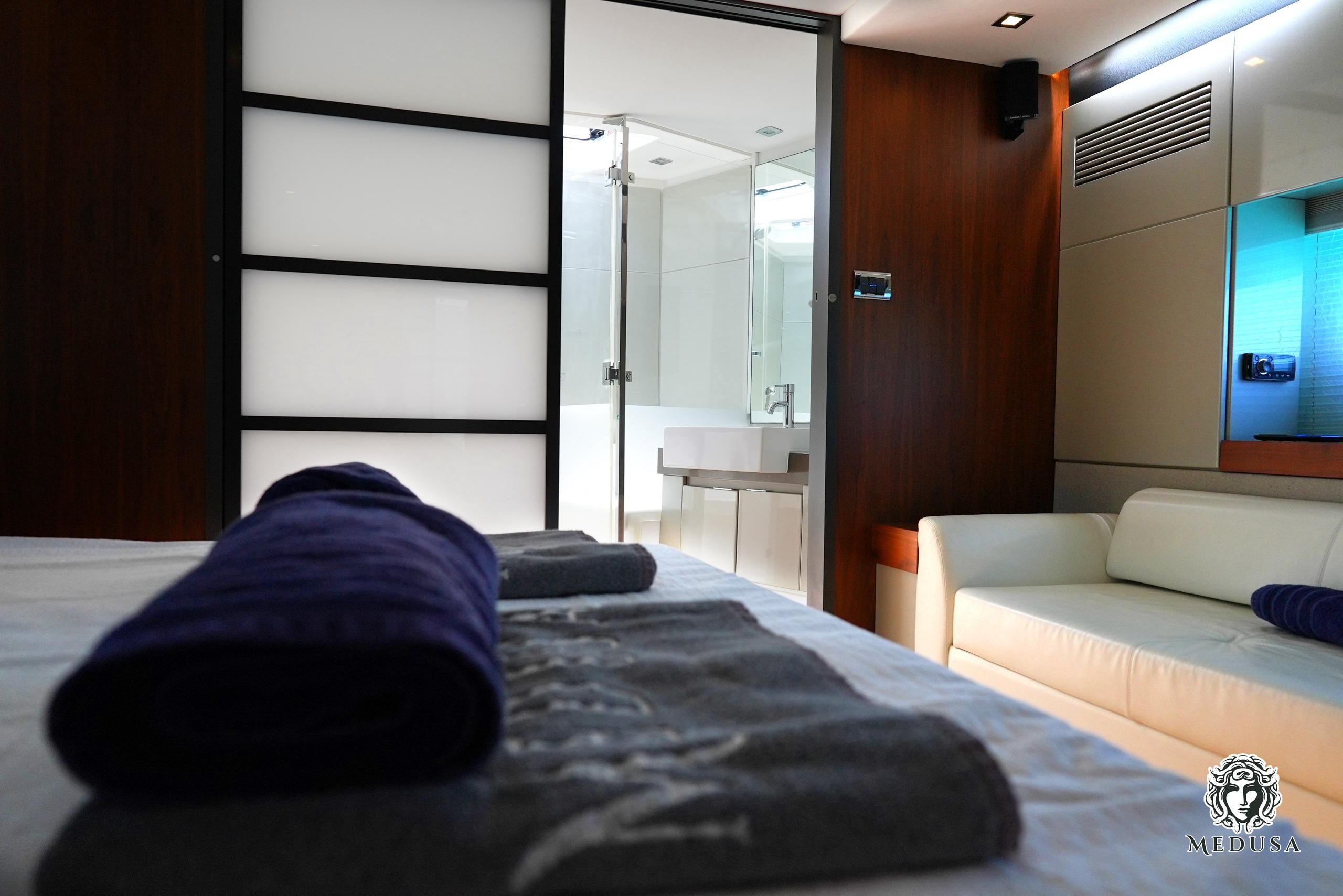 Fairline Targa MEDUSA charter ready