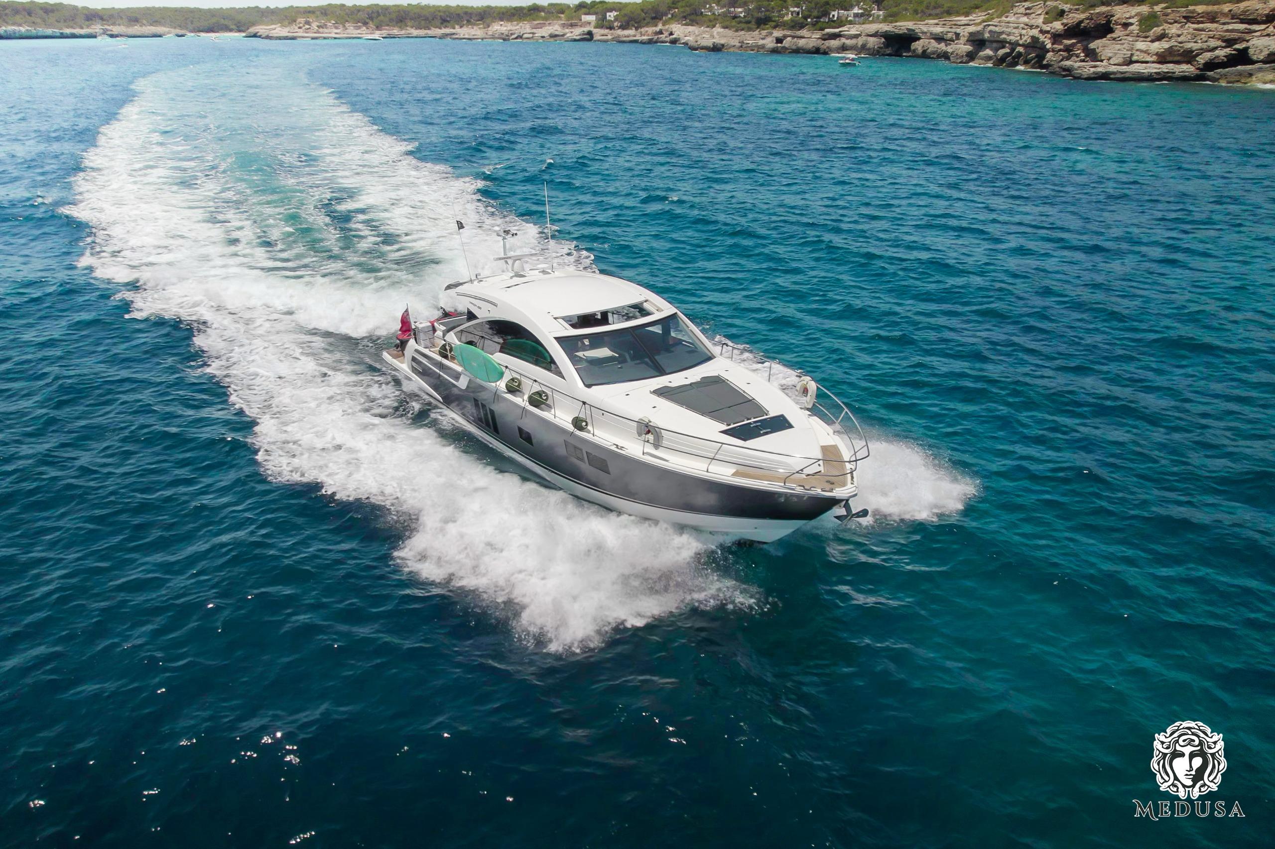 Fairline Targa MEDUSA cruising for sale